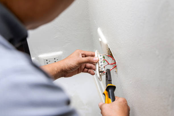 Best Licensed Electrician  in Doraville, GA